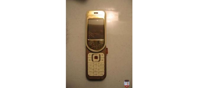 !!!!! OKAZIE NOKIA 7370 GOLD  ca si nou 220lei