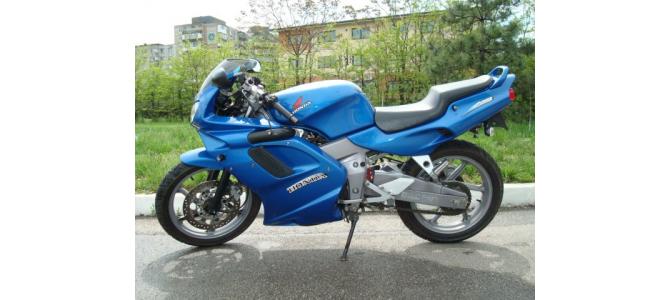 vind HONDA NSR 125 cmc. din 1999