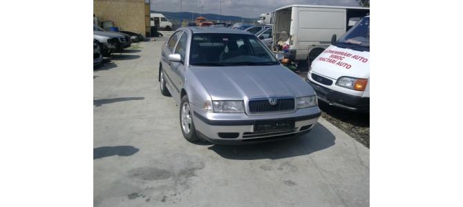 Dezmembrez Skoda Octavia