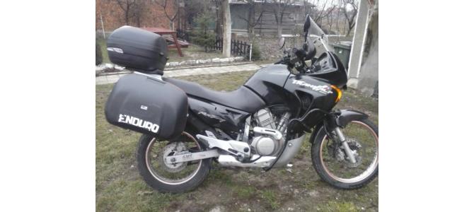 Vand honda transalp 650cmc ...pret:2800euro