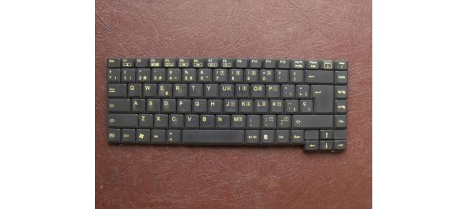 Tastatura laptop Fujitsu Siemens Amilo M3438G Pret: 70 Lei