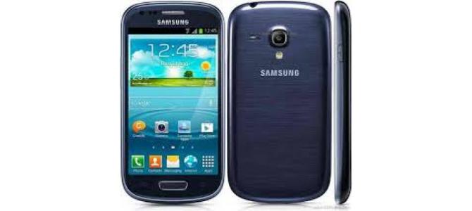 Vand telefon Samsung S3 mini cutie.