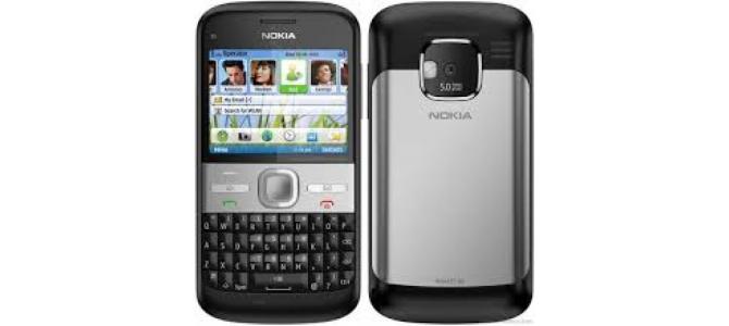 Vand telefon Nokia e5.