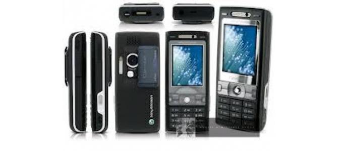 Vand telefon Sony Ericsson K800i.