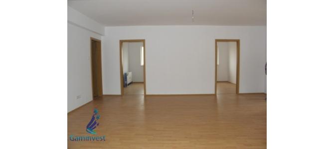 De vanzare apartament 3 camere in cartier Prima, Oradea